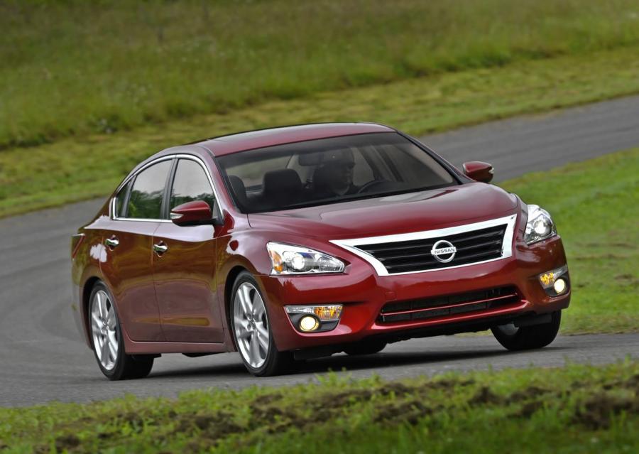  Nissan Altima 2013 года  (фото 41 из 82)